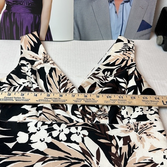 White House black Market dress - Picture 5 of 9